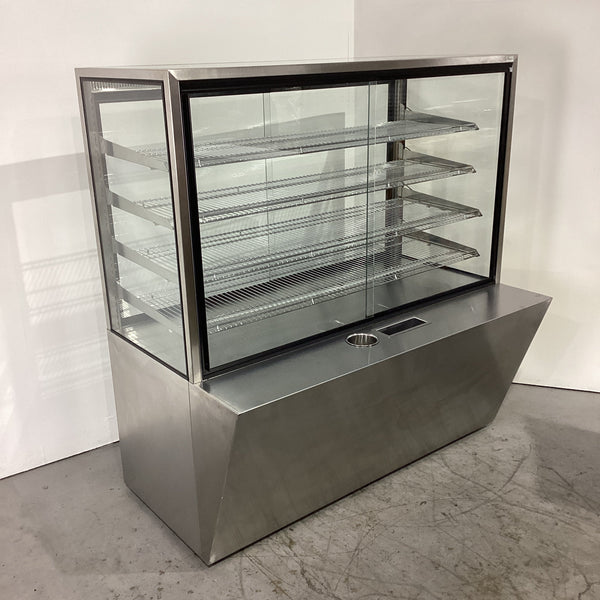 Festive BA15 Ambient Display Cabinet