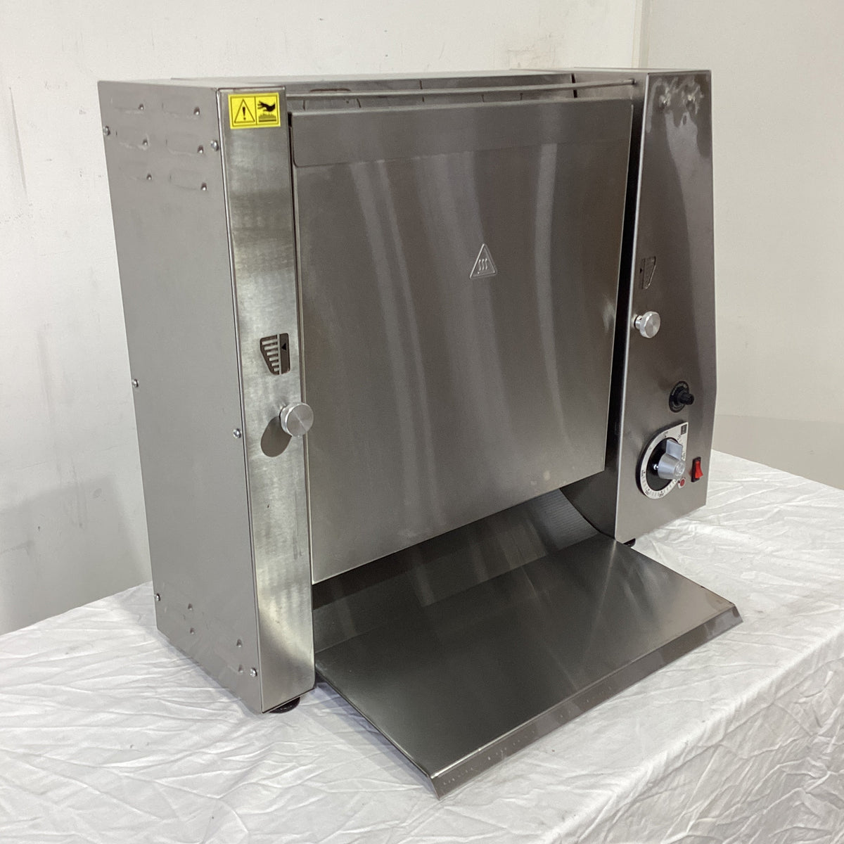 Anvil VCT1001 Vertical Bun Toaster