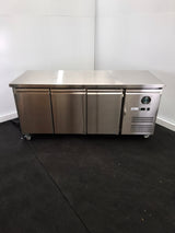 FED-X XUB7C18S3V Undercounter Fridge