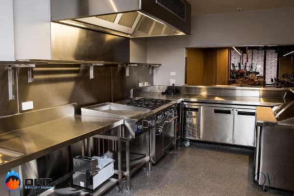 Munro Richmond - Commercial kitchen