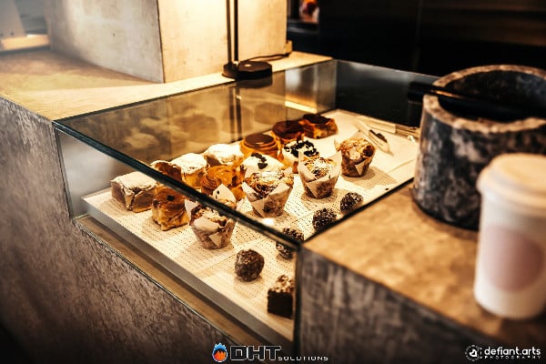 Custom-made-cake-drawer