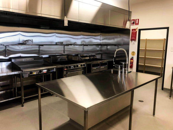 West Oval Geelong Kitchen & Stainless