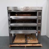 Tagliavini EMT 3/4676  3 Deck Pizza Oven with Stand
